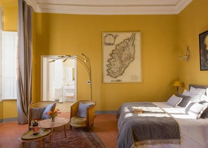 A Casa Reale Πανσιόν *